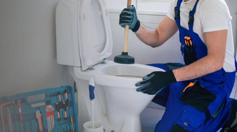 Local expert plumbing services in Hondo, TX